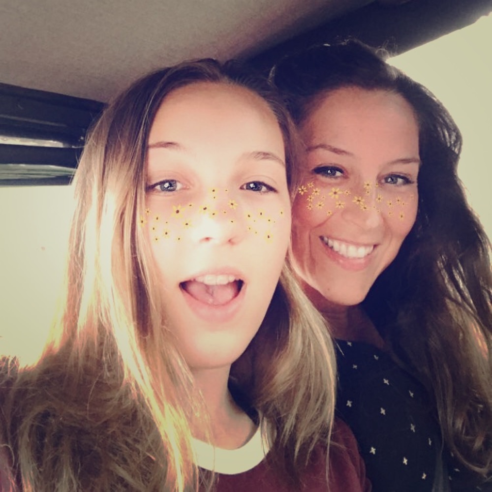 Meet Your Poshers! Mother Daughter Team